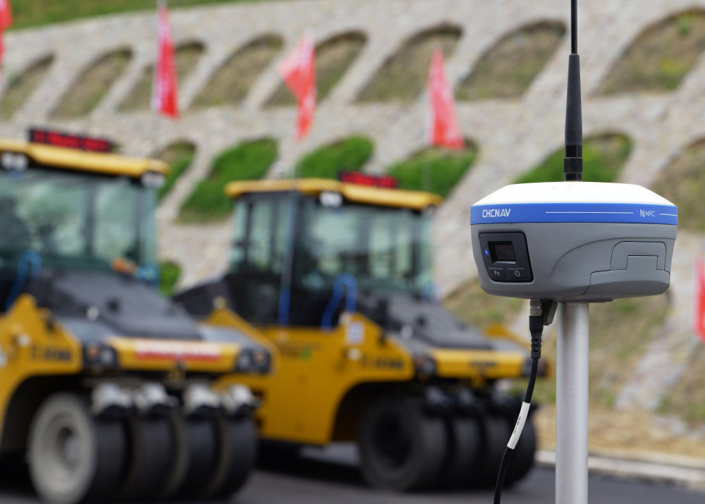 新时代中国调研行之看区域·中部篇丨“北斗+5G”：这里的生产“静悄悄”(图9)