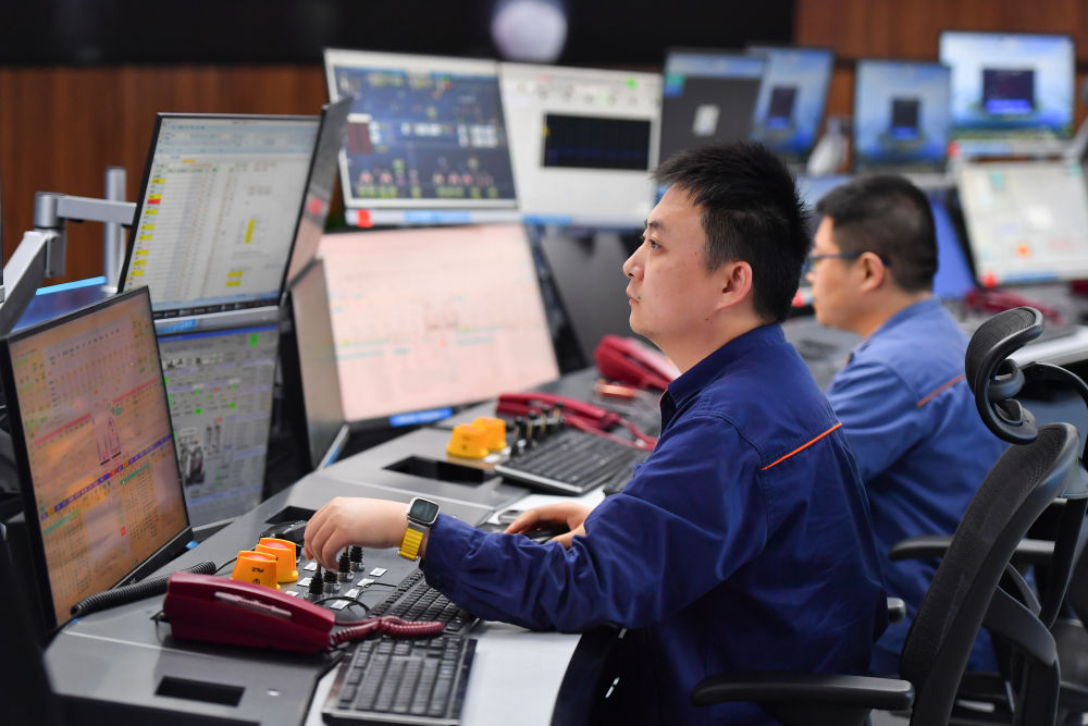 新时代中国调研行之看区域·中部篇丨“北斗+5G”：这里的生产“静悄悄”(图11)
