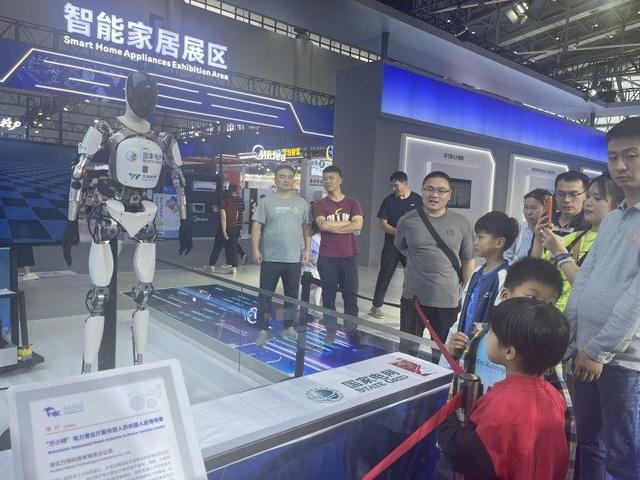 2024世界制造业大会：前沿科技为孩子埋下梦想种子(图5)