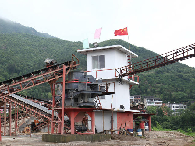 用立轴式冲击破碎机制砂的好处(图1)
