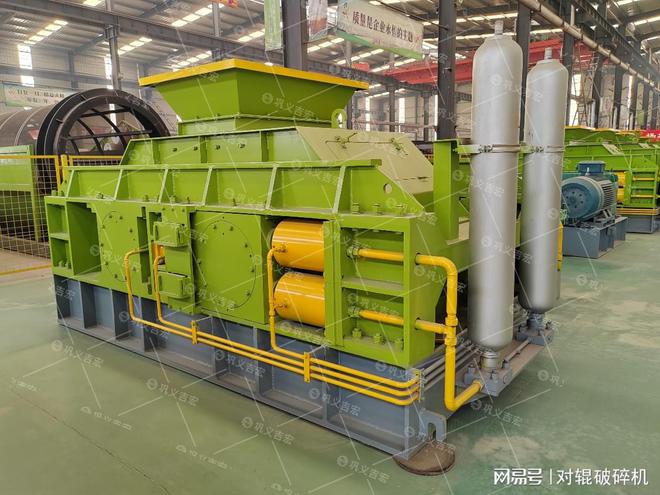 大型河卵石全液压对辊制砂机：建筑行业的得力助手(图4)