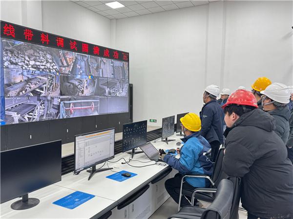 浙江交通资源投资集团800万吨年砂石项目带料调试成功！