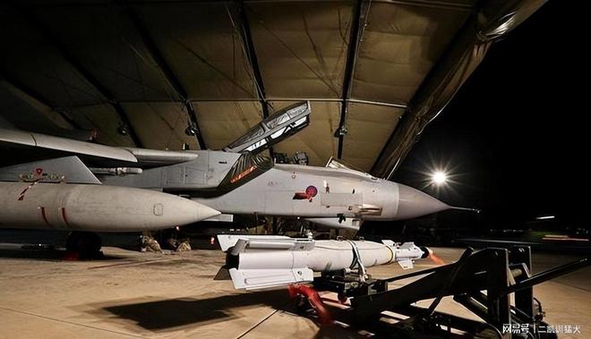 AIM-260亮相能否成对抗中国空军的关键武器？(图5)