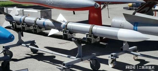 AIM-260亮相能否成对抗中国空军的关键武器？(图3)