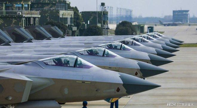 AIM-260亮相能否成对抗中国空军的关键武器？(图20)