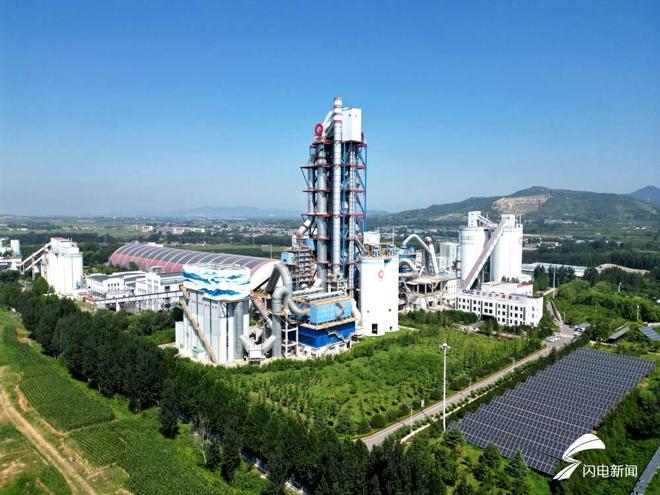 “先行区挑大梁——2024央媒泰安行”丨无人驾驶矿车、遥控挖掘机……这座矿山智慧指数MAX