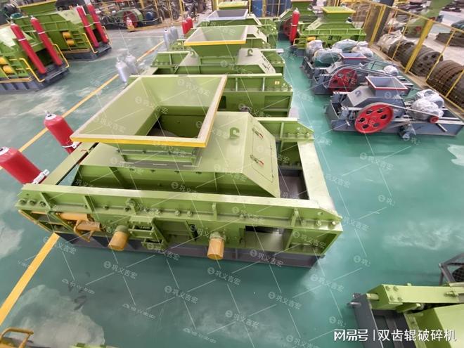 液压对辊破碎机：高品质机制砂生产的核心技术解析(图1)