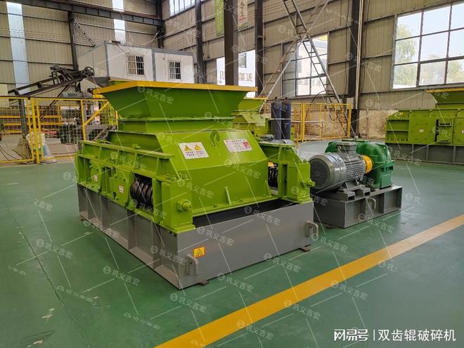 挤压破碎新浪潮:对辊制砂机如何重塑砂石生产格局(图2)
