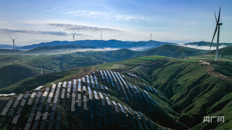 奋进内蒙古·发展有底气业态锚定新图景产业跑出“加速度”