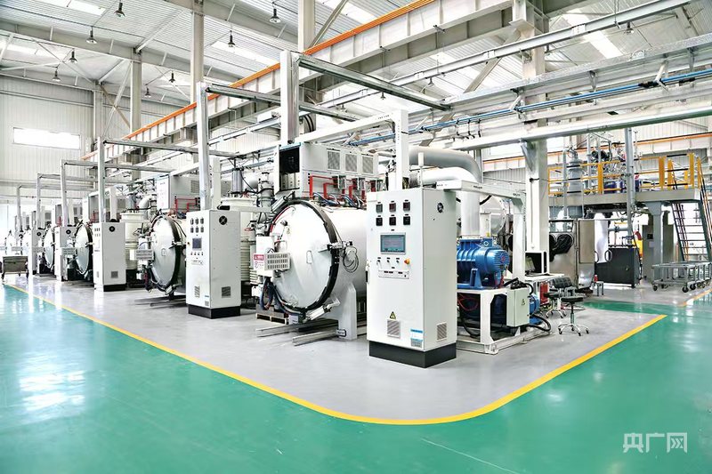 奋进内蒙古·发展有底气业态锚定新图景产业跑出“加速度”(图4)