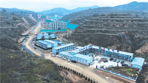 年产800万吨精品砂石骨料项目预计2026年初投产！(图1)