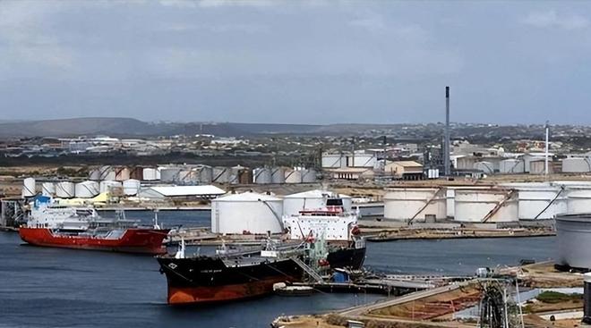 谈判破裂美军压境以中国为首的5个国家成马杜罗最后的希望？(图3)