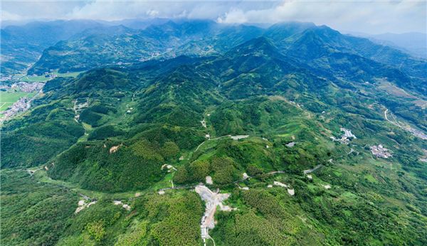 储量超22亿吨！浙江建德990万吨年大型砂石项目加速推进(图1)